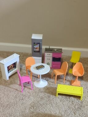 Barbie Dreamhouse Kitchen & Furniture